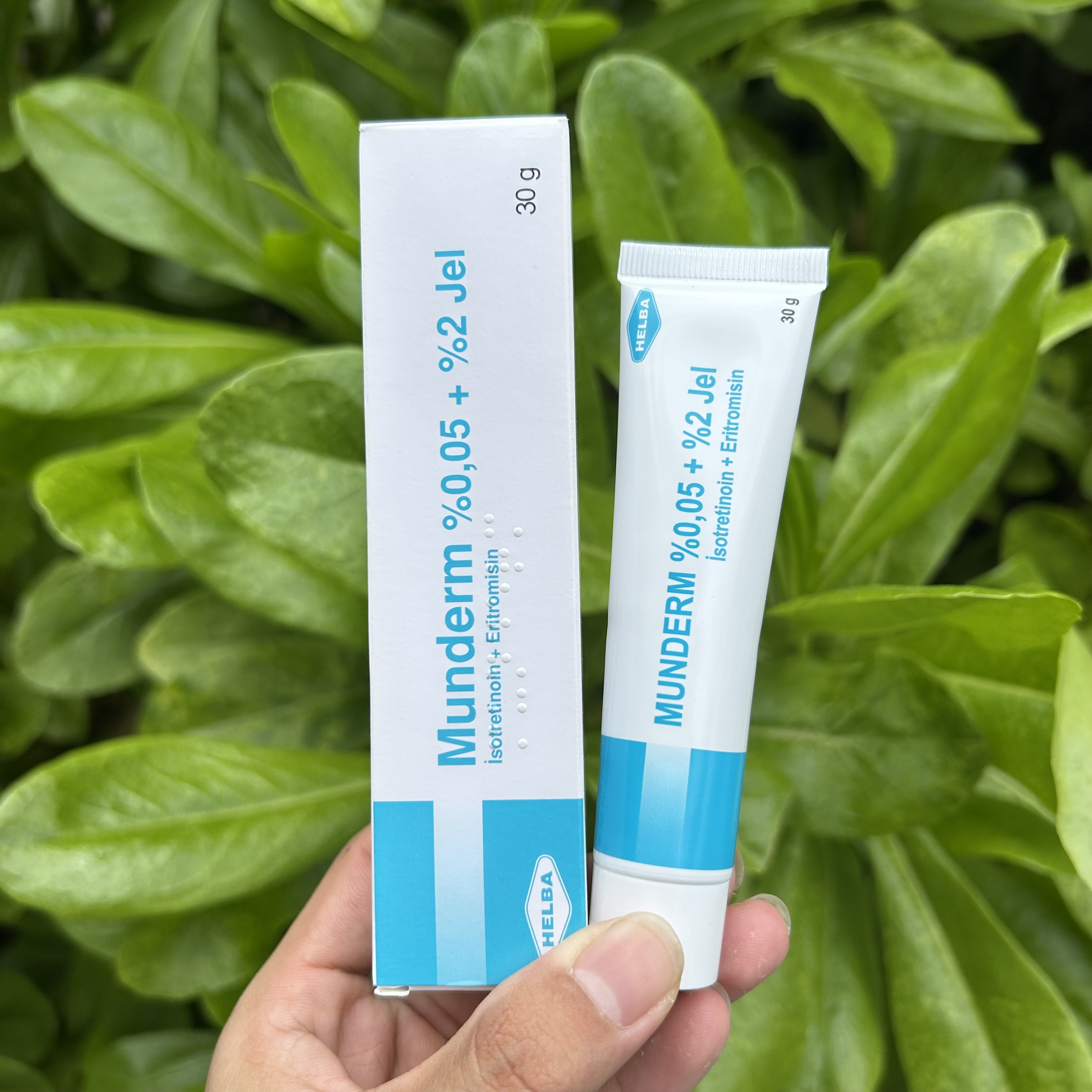 MUNDERM® Gel 30g Isotretinoin 0.05% & Eritromicin 2% giảm mụn - Ảnh 4