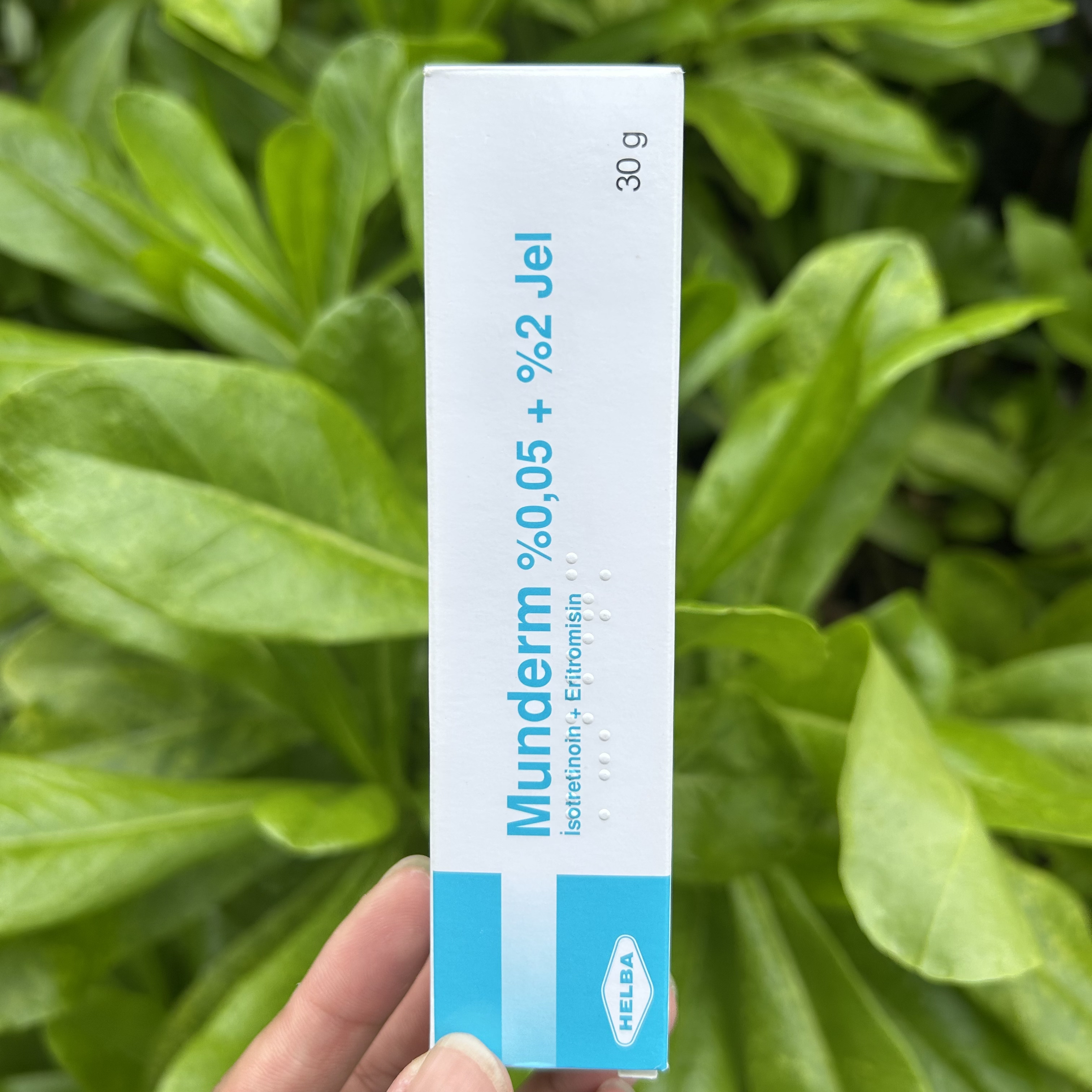 MUNDERM® Gel 30g Isotretinoin 0.05% & Eritromicin 2% giảm mụn - Ảnh 5